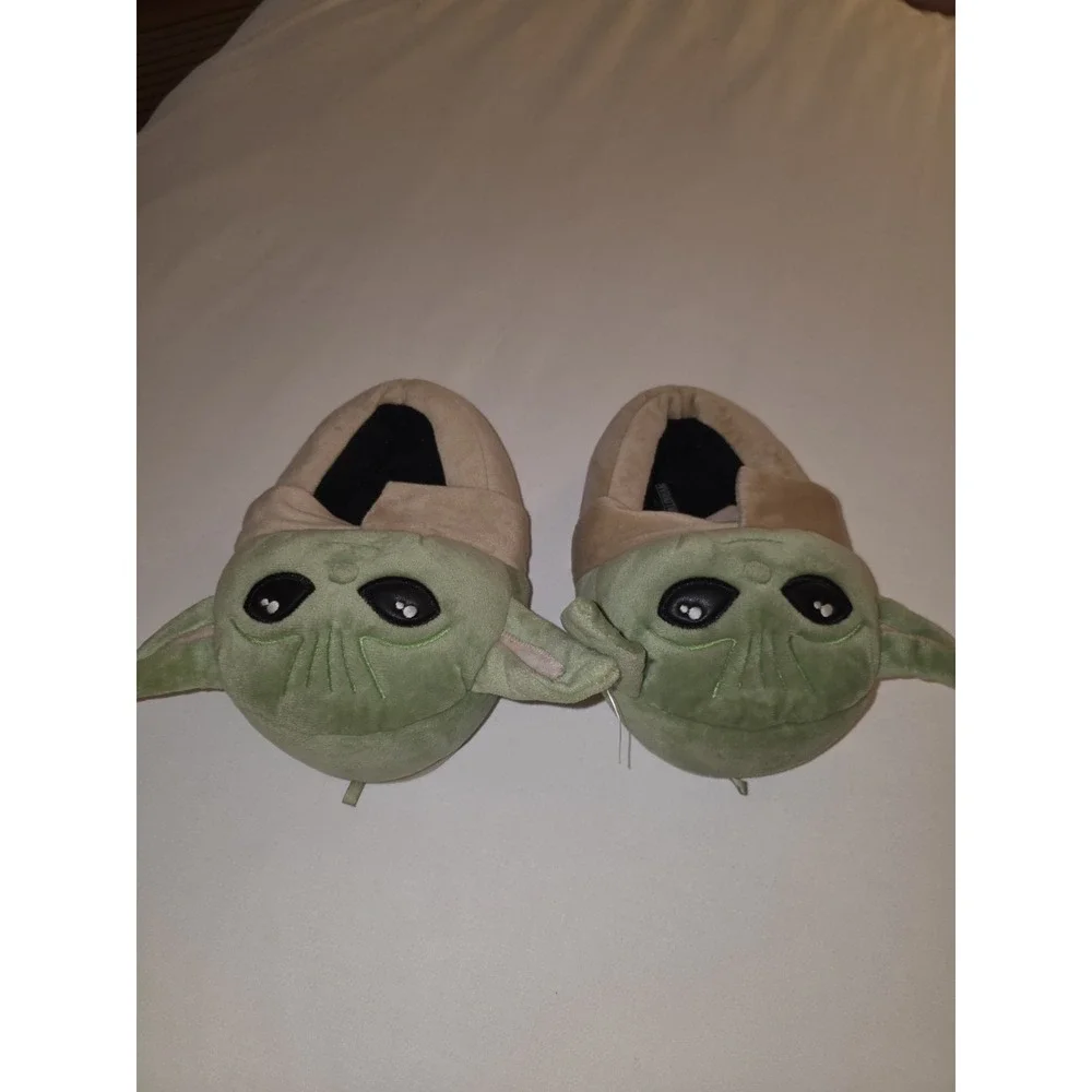 Disney Mandalorian Baby Yoda Star Wars Toddler Kids Slippers Size 13-1 NWT Grogu